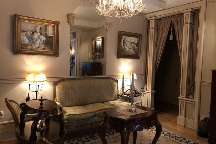 Room 51 of 60