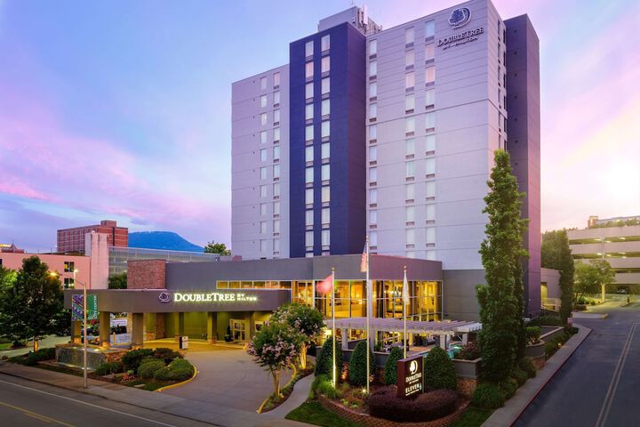 Hotel 2 of 50