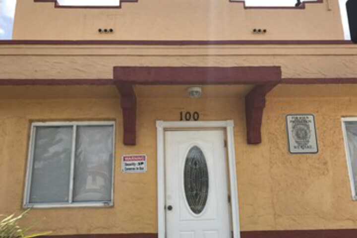 Dixie Hotel