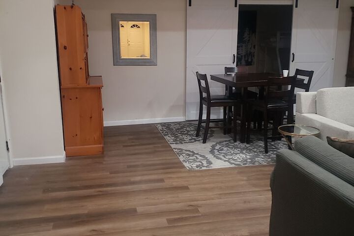 Room 49 of 83