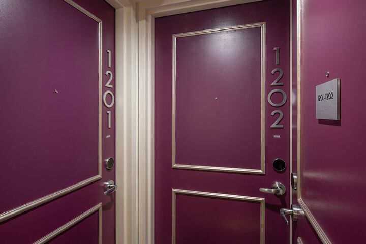 Room 23 of 72
