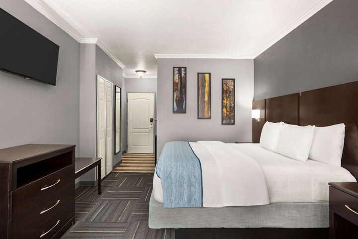 Room 18 of 45