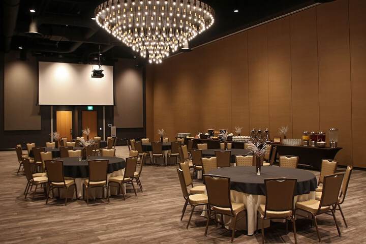 Angel of The Winds Casino Resort