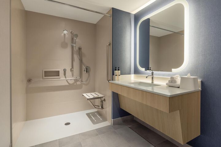 Homewood Suites by Hilton Surrey