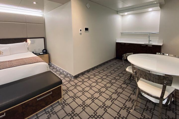 Room 20 of 48