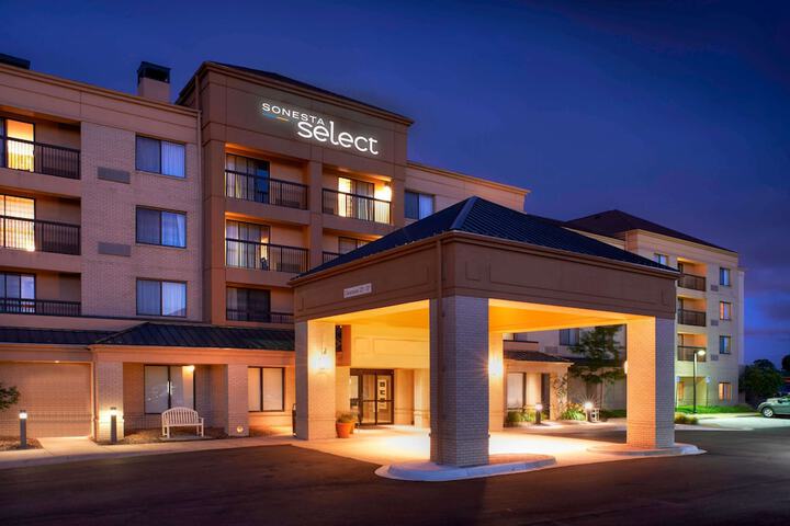 Hotel 3 of 48