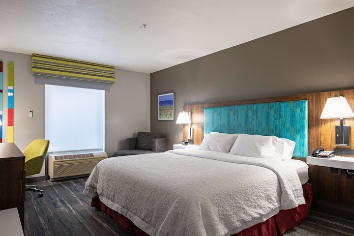 Room 19 of 28