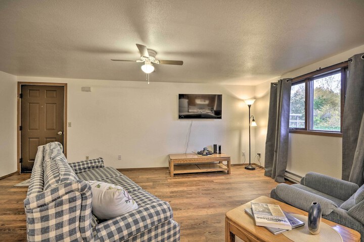 Charming Columbus Apt Along Yellowstone River