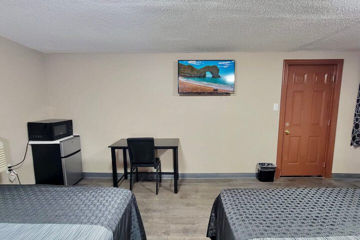 Budget Inn & Suites