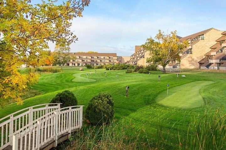 Arrowwood Resort Hotel and Conference Center - Alexandria MN