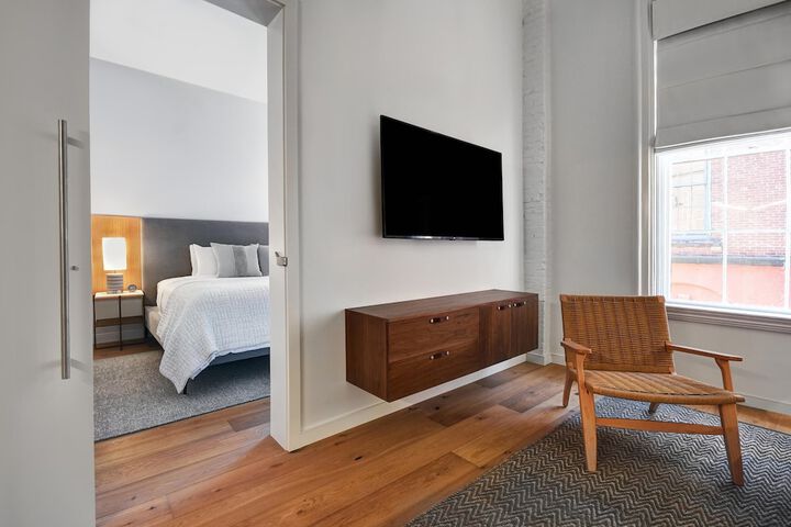 Room 95 of 131