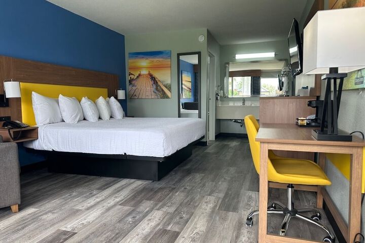 Days Inn & Suites by Wyndham Jennings