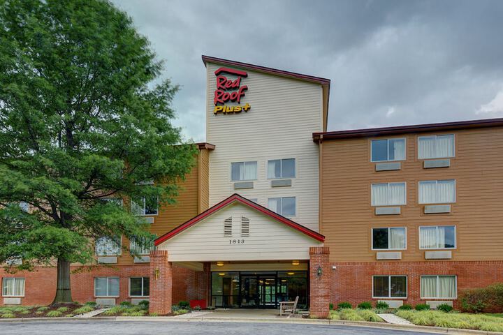 Hotel 7 of 33