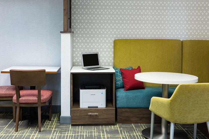 Hampton Inn Bentonville / Rogers