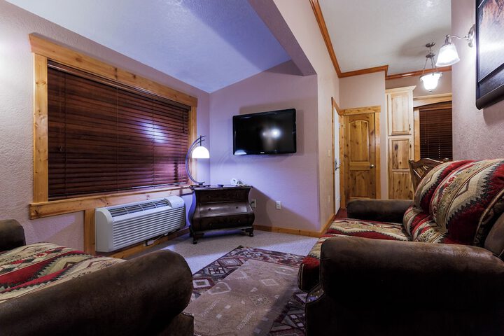 Room 40 of 82