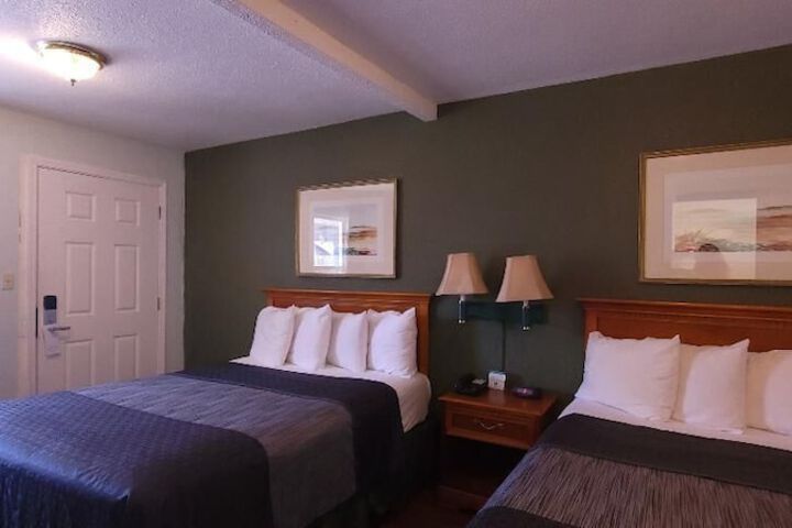 Room 19 of 59