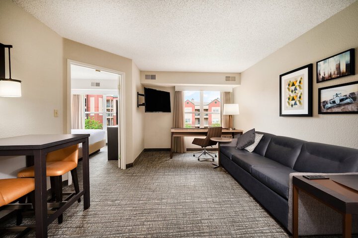 Room 19 of 24