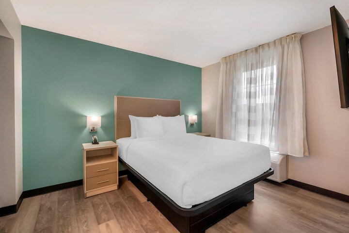 MainStay Suites Sterling near Dulles Town Center
