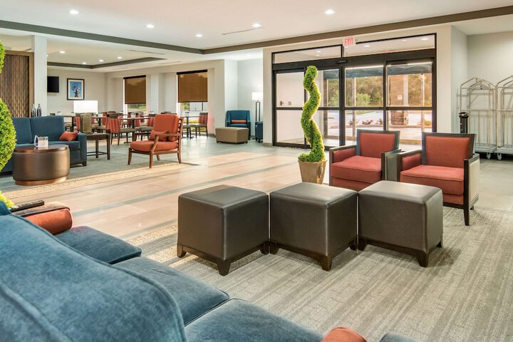 Hotel Interior 21 of 58