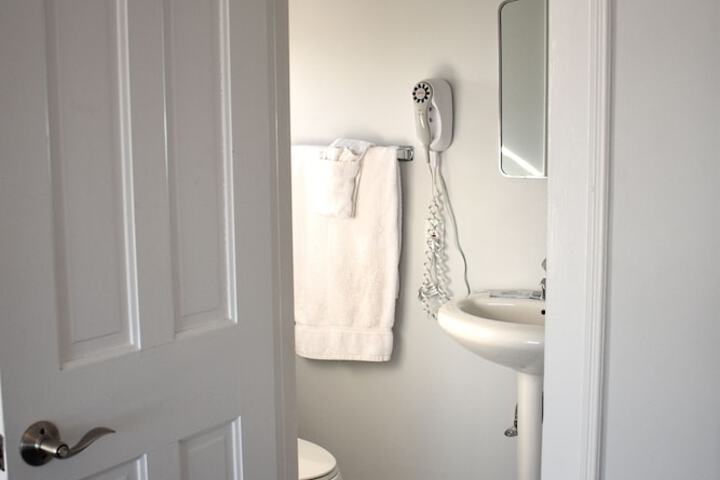 Room 55 of 183
