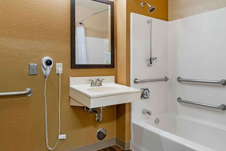 Extended Stay America Suites Detroit Madison Heights