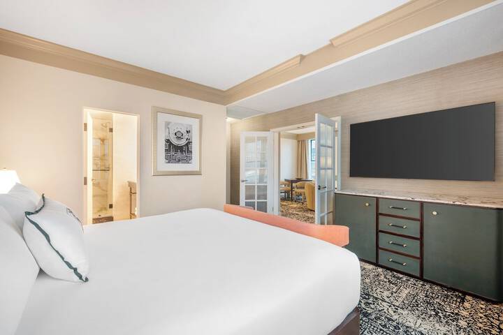 Omni Severin Hotel