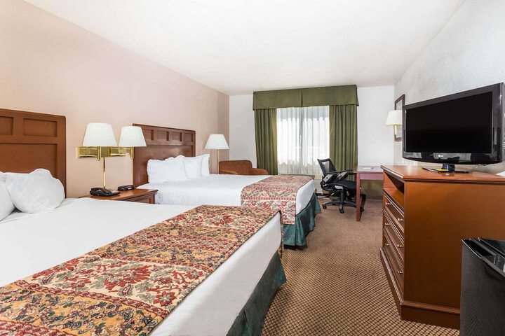 Room 18 of 35