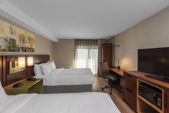Room 20 of 35