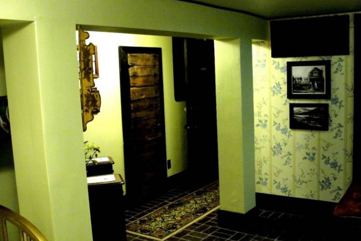Hotel Interior 10 of 76