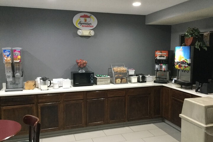 Breakfast/Coffee Service 19 of 19