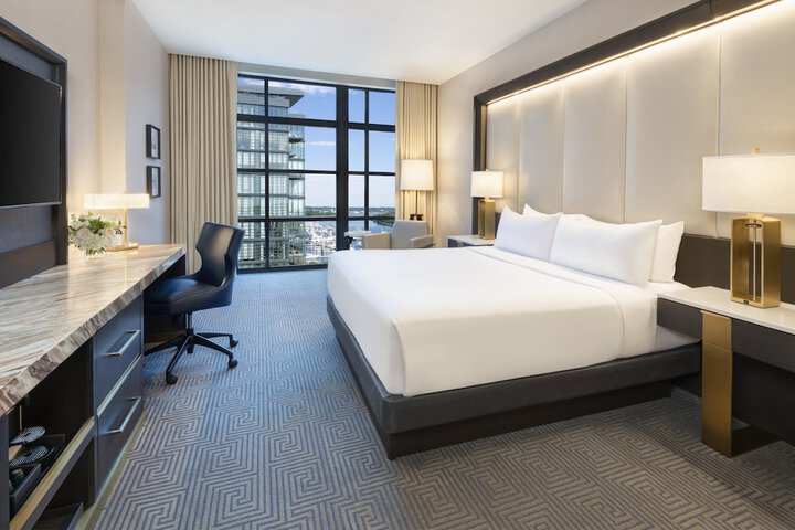 Room 30 of 120