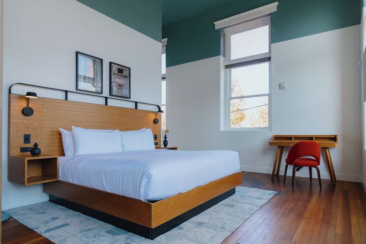 Room 60 of 115