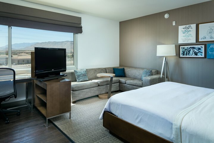Room 17 of 29