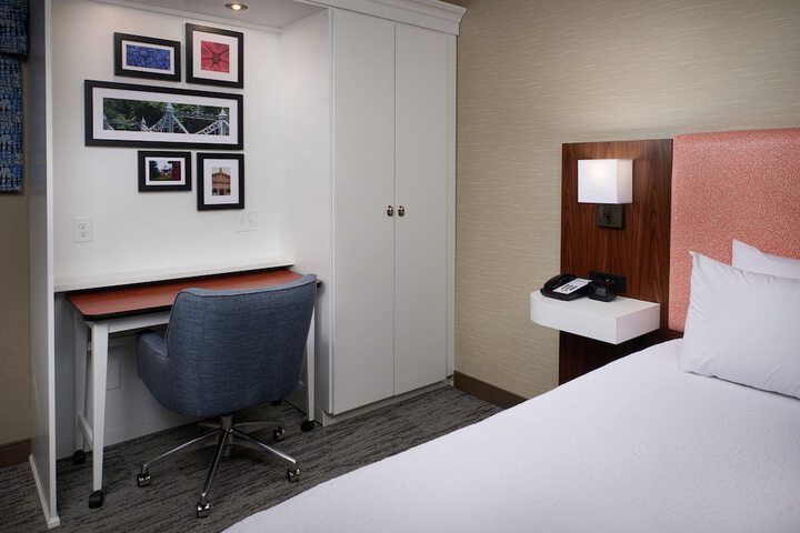 Hampton Inn by Hilton Youngstown-West I-80