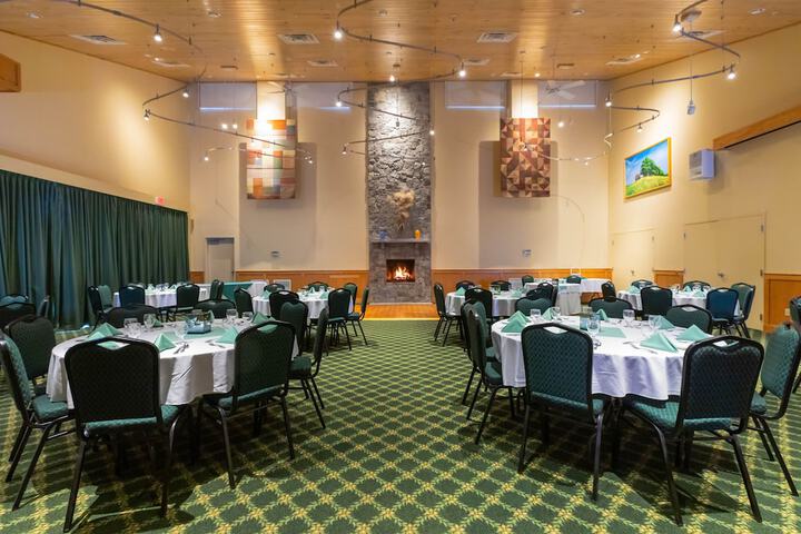 Ballroom/Hall 137 of 191
