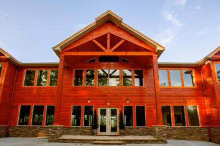 Foxwood Mansion Cabin
