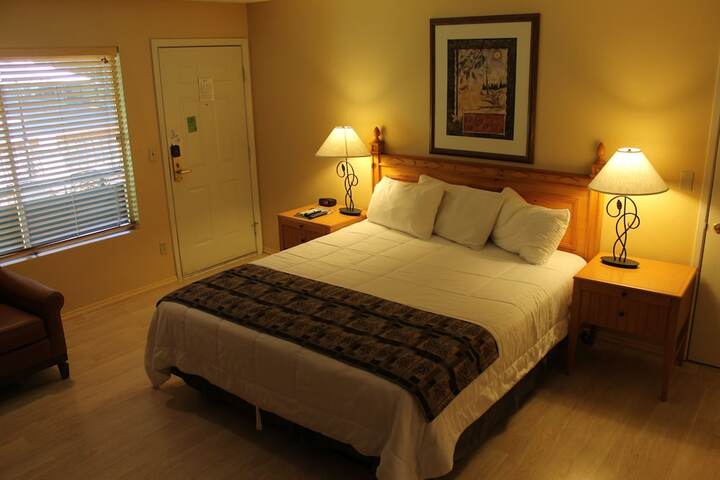 Room 42 of 97