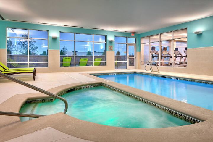 Pool 4 of 27