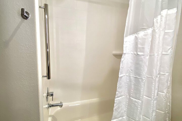 Holiday Inn Express & Suites Elyria by IHG