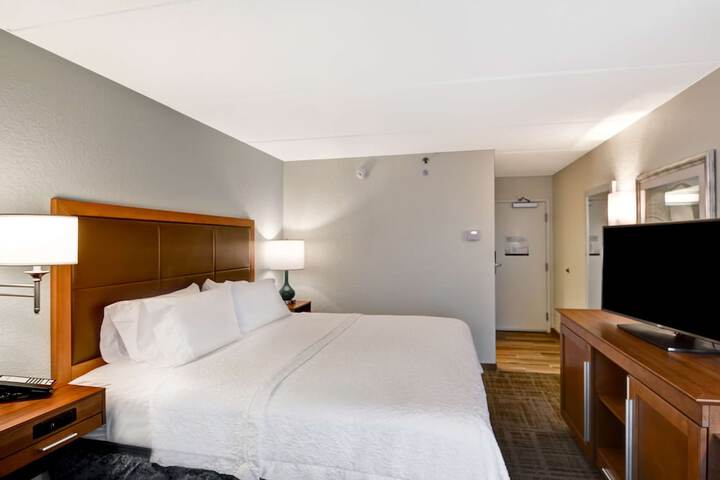 Room 34 of 70