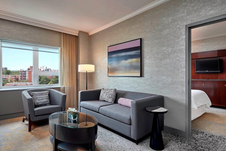 Room 21 of 71