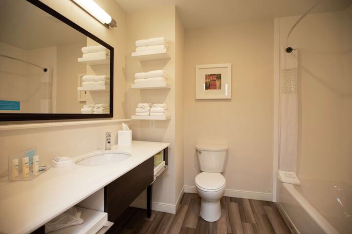 Room 19 of 29