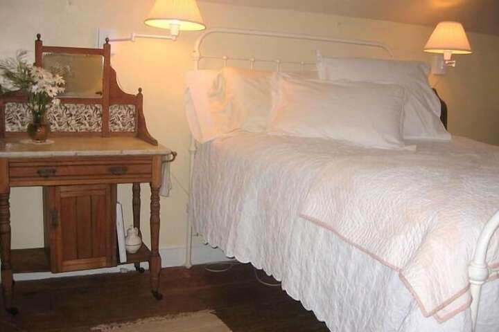 Room 26 of 79