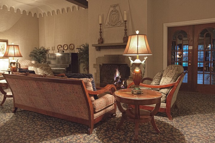 Hotel Interior 10 of 43
