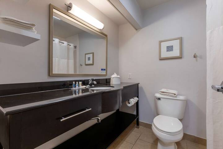 Room 20 of 29