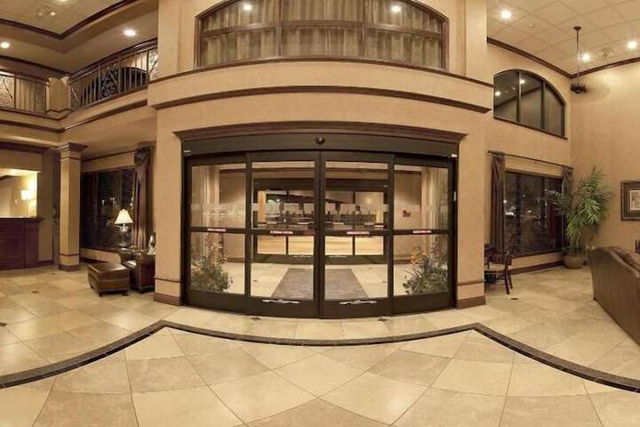 Holiday Inn Express Hotel & Suites Cape Girardeau I-55 by IHG