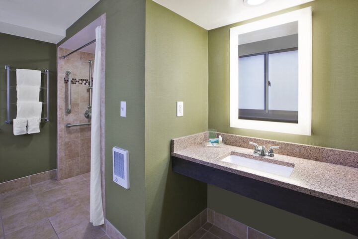 Holiday Inn Columbus Dwtn-Capitol Square by IHG