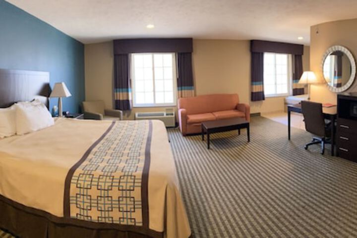 Room 30 of 48