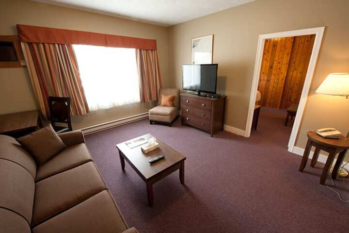 Room 33 of 66