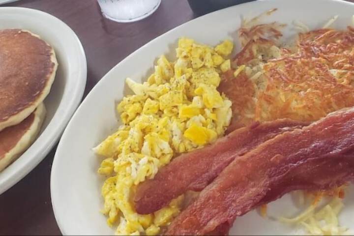 Breakfast/Coffee Service 21 of 22